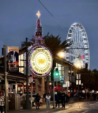 book hotel in Fisherman’s Wharf