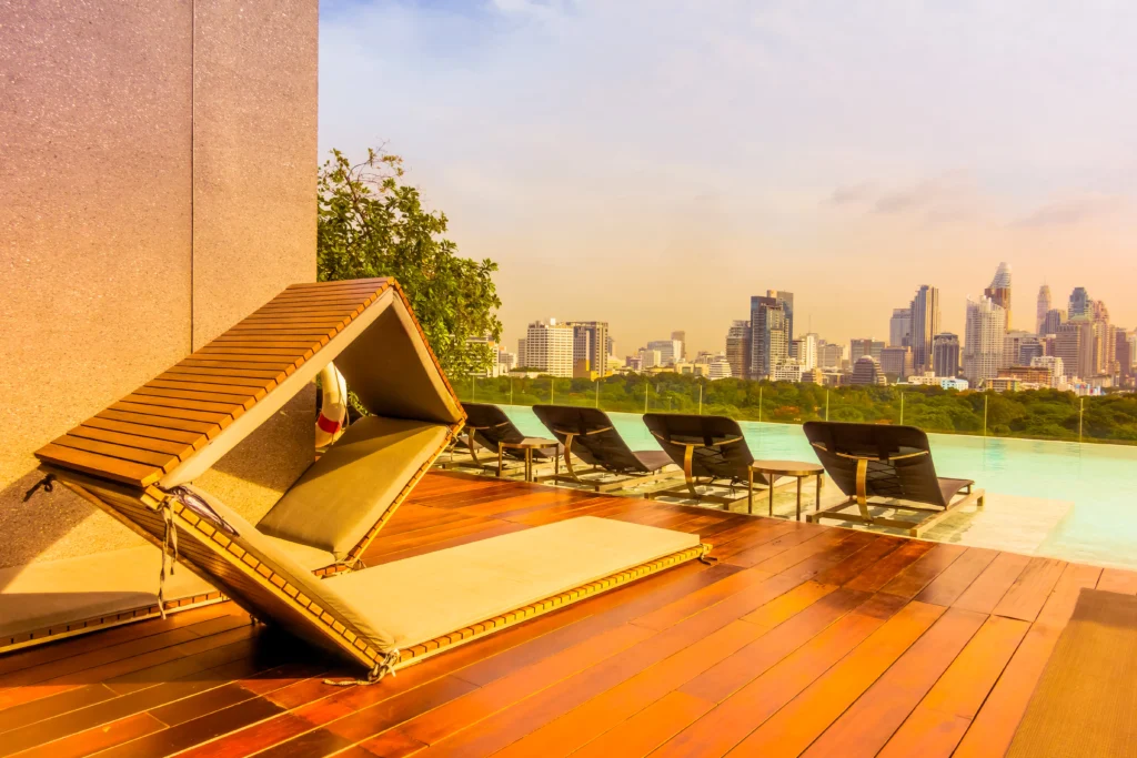 Marina Bay hotels cost per night