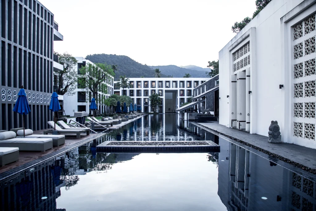 hotel-with-swimming-pool